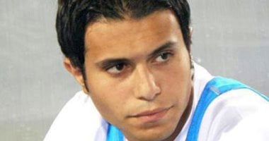 شريف أشرف.. التحكم في وسط الملعب سر الانتصار على بوركينا فاسو 2025 شريف أشرف.. التحكم في وسط الملعب سر الانتصار على بوركينا فاسو 2025