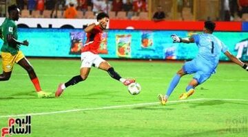 منتخب مصر يهيمن على إثيوبيا بهدفى محمد صلاح ومرموش قبل نهاية الشوط الأول.. صور
